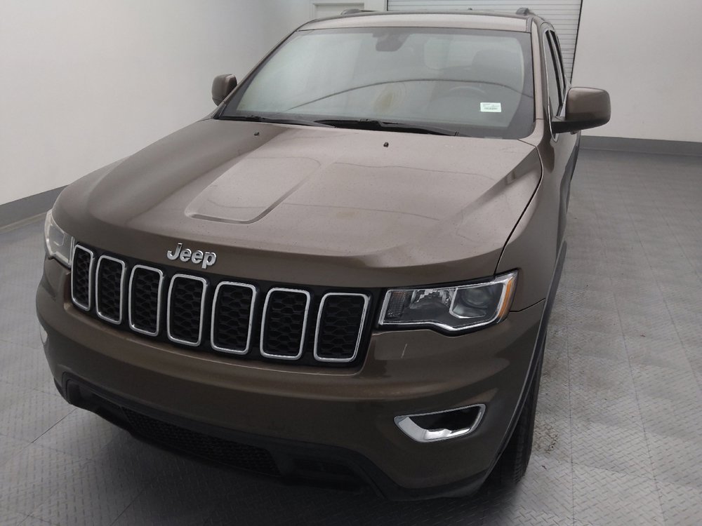 Used 2019 Jeep Grand Cherokee Laredo image 15