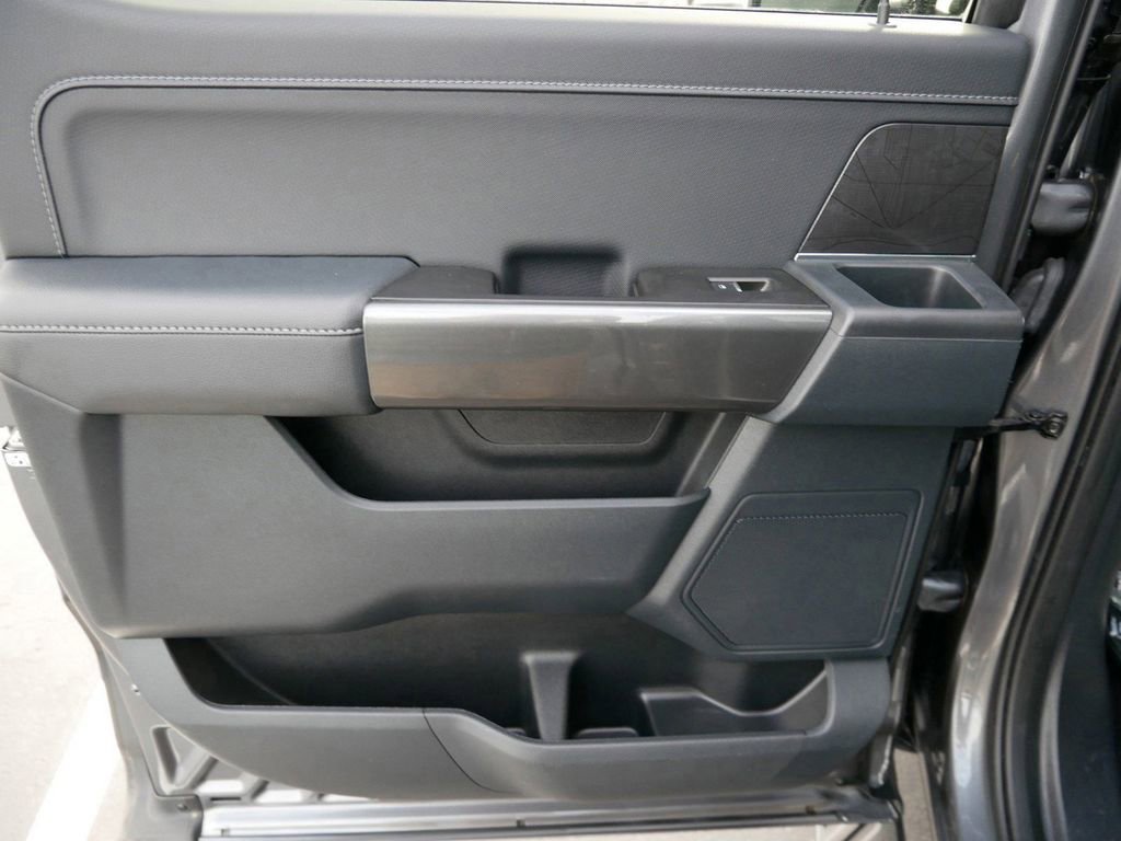 Used 2022 Ford F150 XLT w/ Equipment Group 302A High image 12