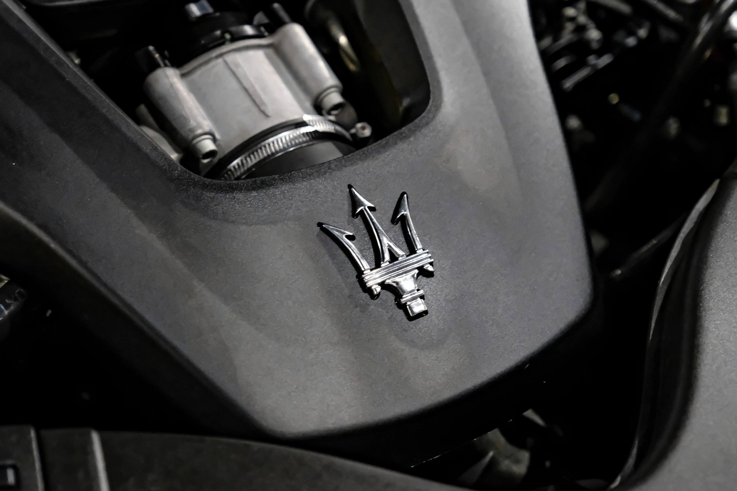 Used 2017 Maserati Ghibli w/ Luxury Package image 58