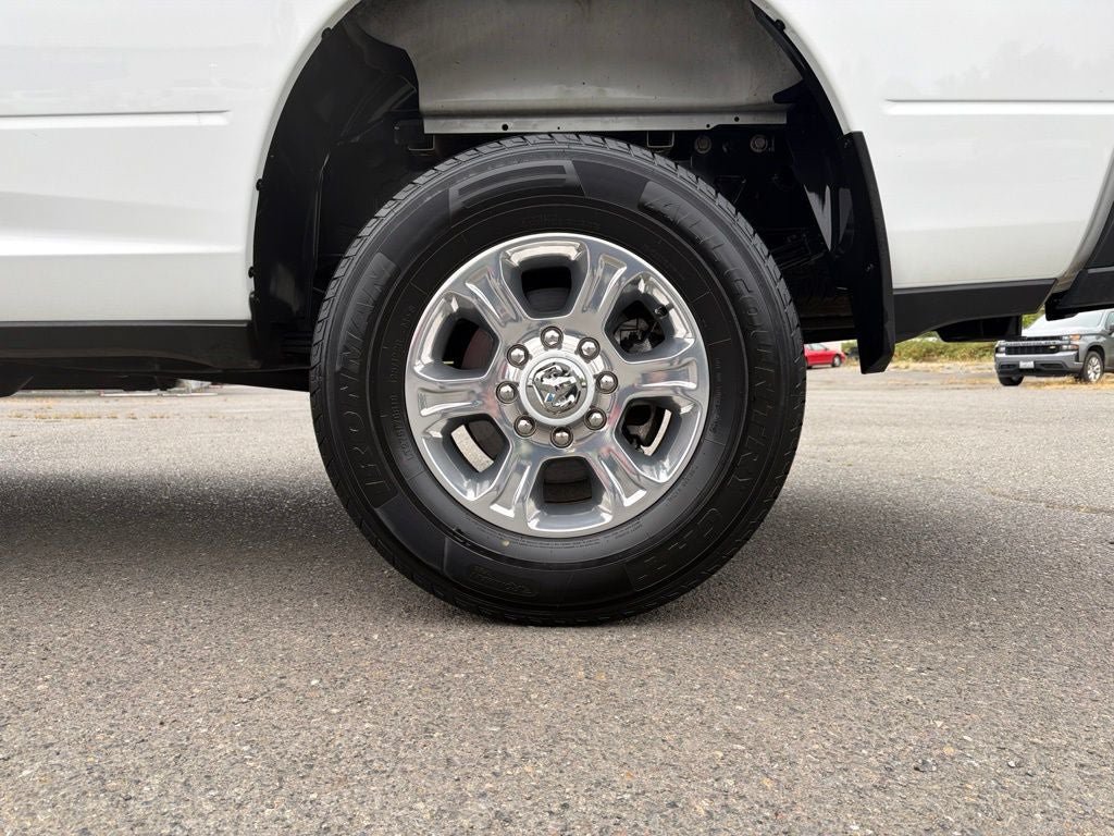 Used 2024 RAM 3500 Big Horn AWD/4WD image 11