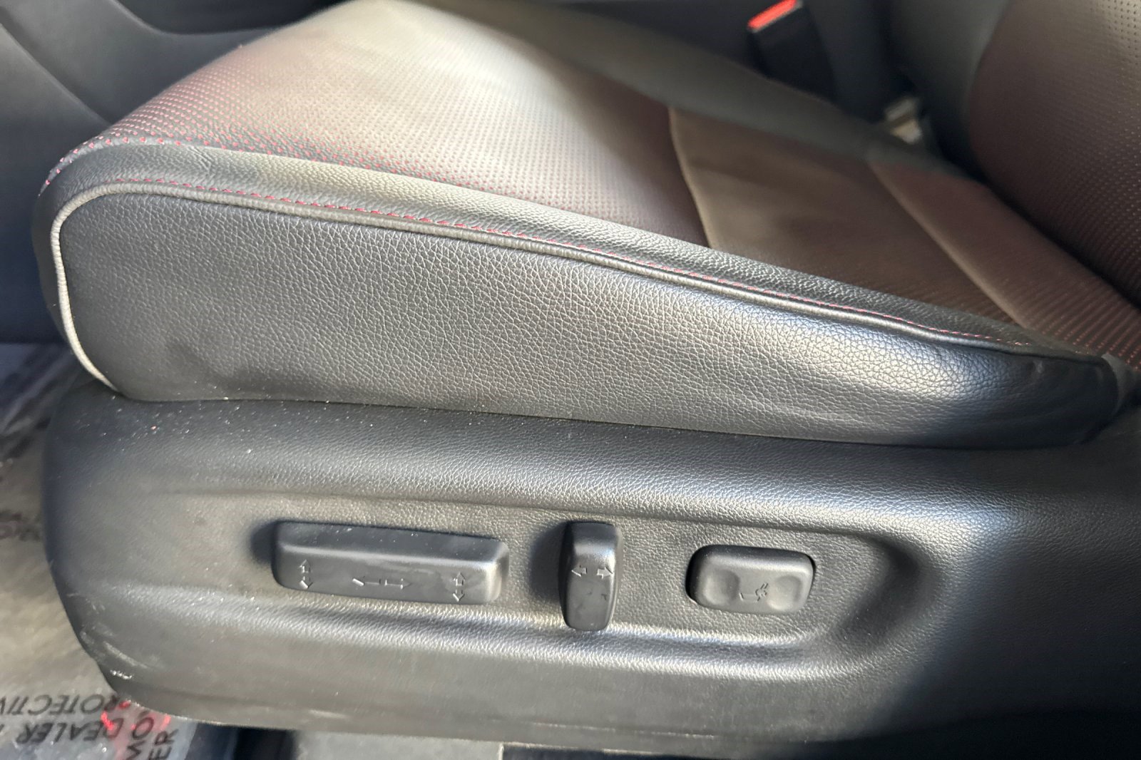 Certified 2025 Honda Ridgeline Black Edition image 14