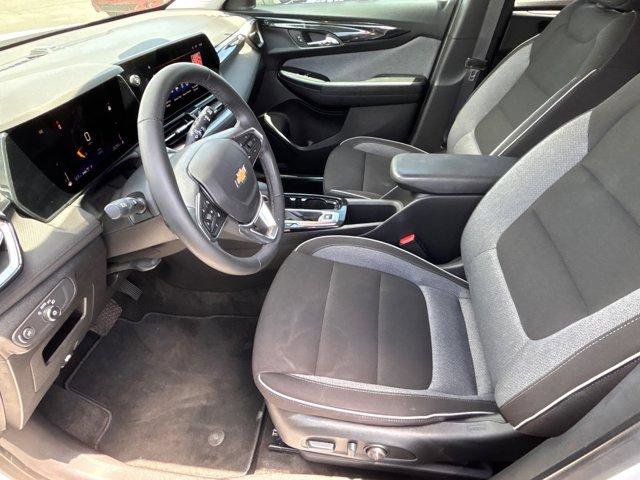 Used 2024 Chevrolet TrailBlazer LT w/ Convenience Package AWD/4WD image 16