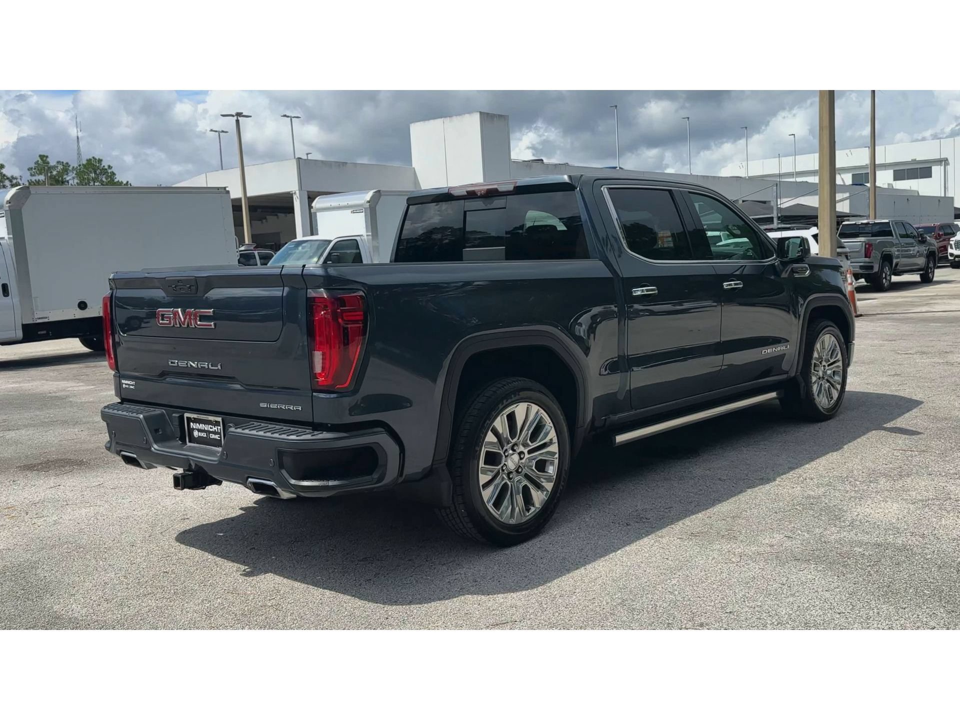Certified 2020 GMC Sierra 1500 Denali w/ Denali Ultimate Package AWD/4WD image 8