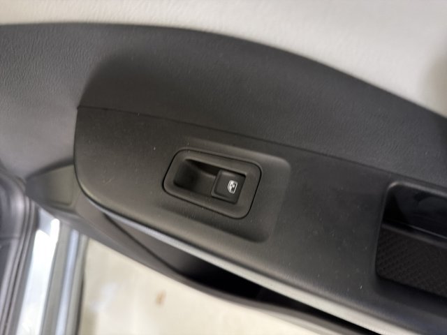 Certified 2022 Volkswagen Taos SE AWD/4WD image 39