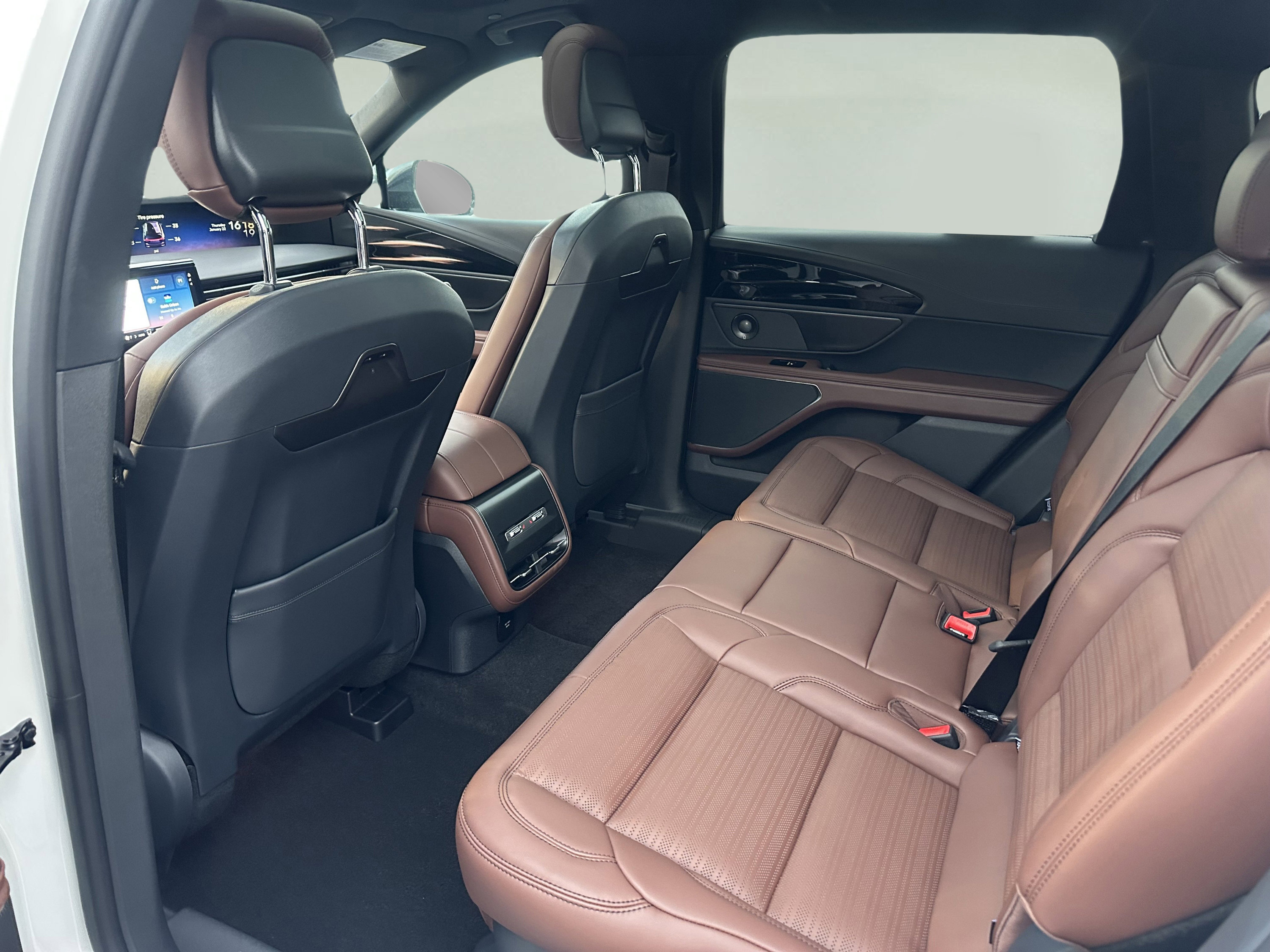 New 2026 Lincoln Nautilus Reserve image 10