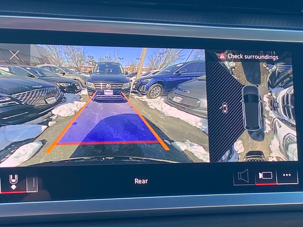 Used 2024 Audi Q3 2.0T Premium Plus image 15