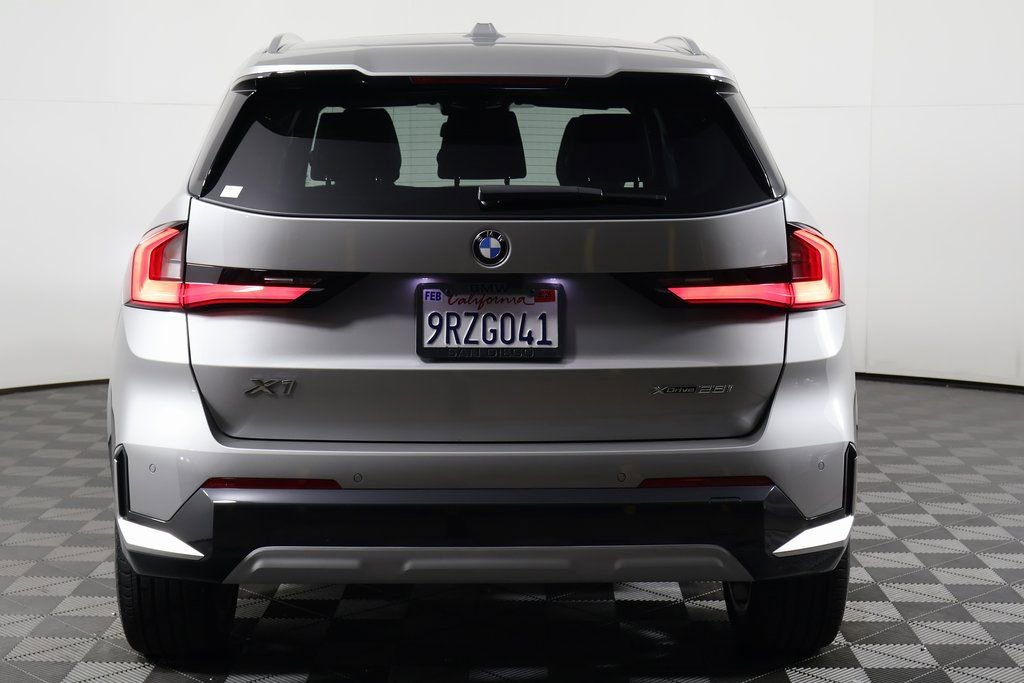 Used 2025 BMW X1 xDrive28i w/ Convenience Package image 5