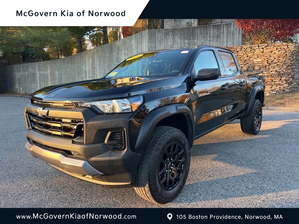 Used 2024 Chevrolet Colorado Trail Boss w/ Advanced Trailering Package