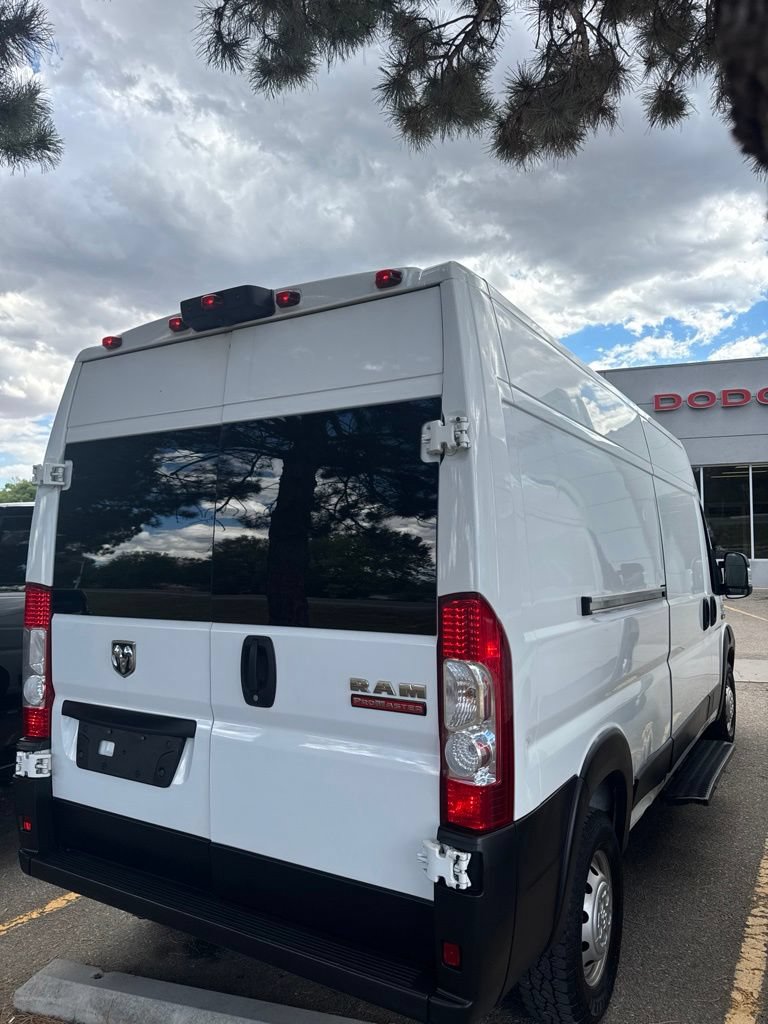 Used 2022 RAM ProMaster 2500 FWD image 4