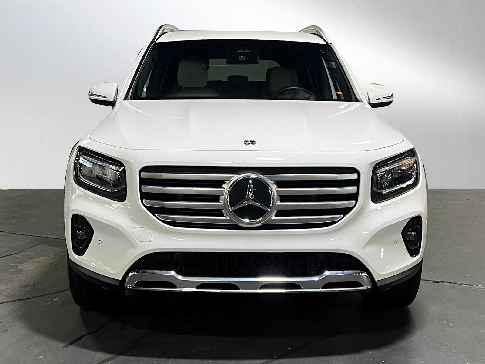 Certified 2025 Mercedes-Benz GLB 250 4MATIC image 8
