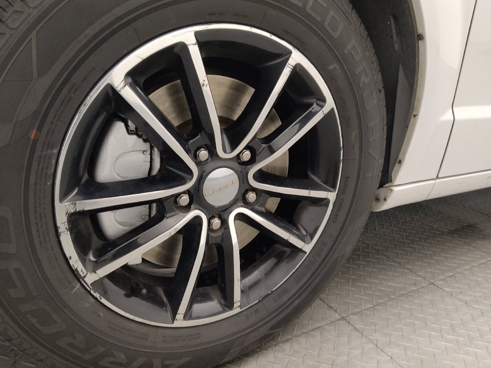 Used 2018 Dodge Grand Caravan GT FWD image 31