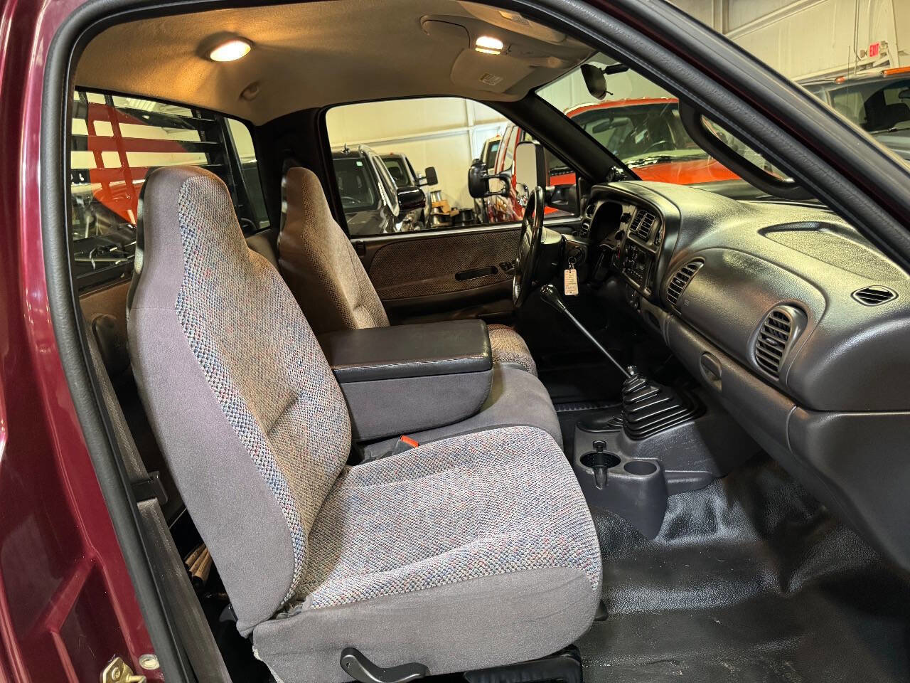 Used 2002 Dodge Ram 3500 Truck 4x4 Regular Cab image 8