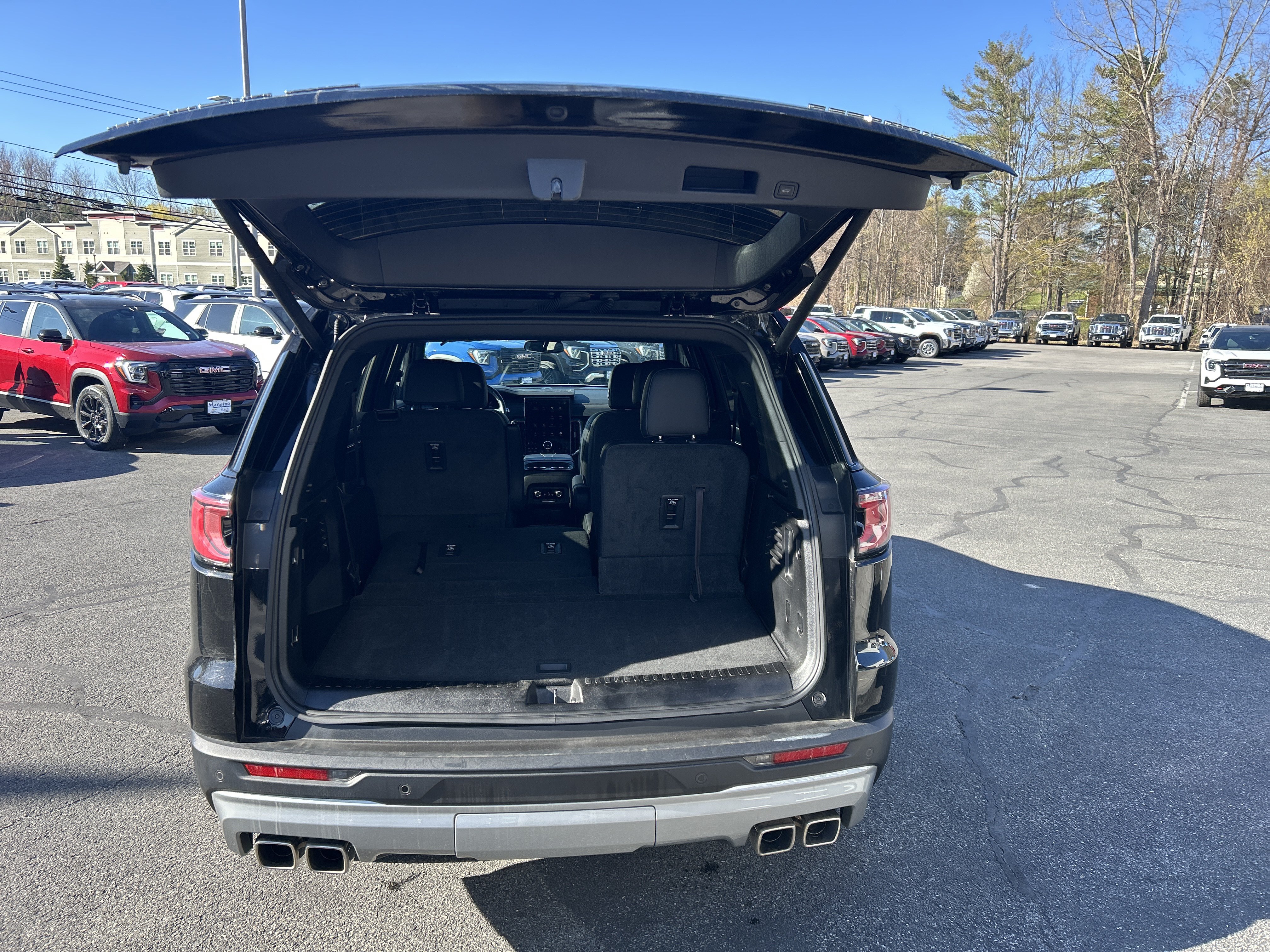 Certified 2024 GMC Acadia Elevation AWD/4WD image 10