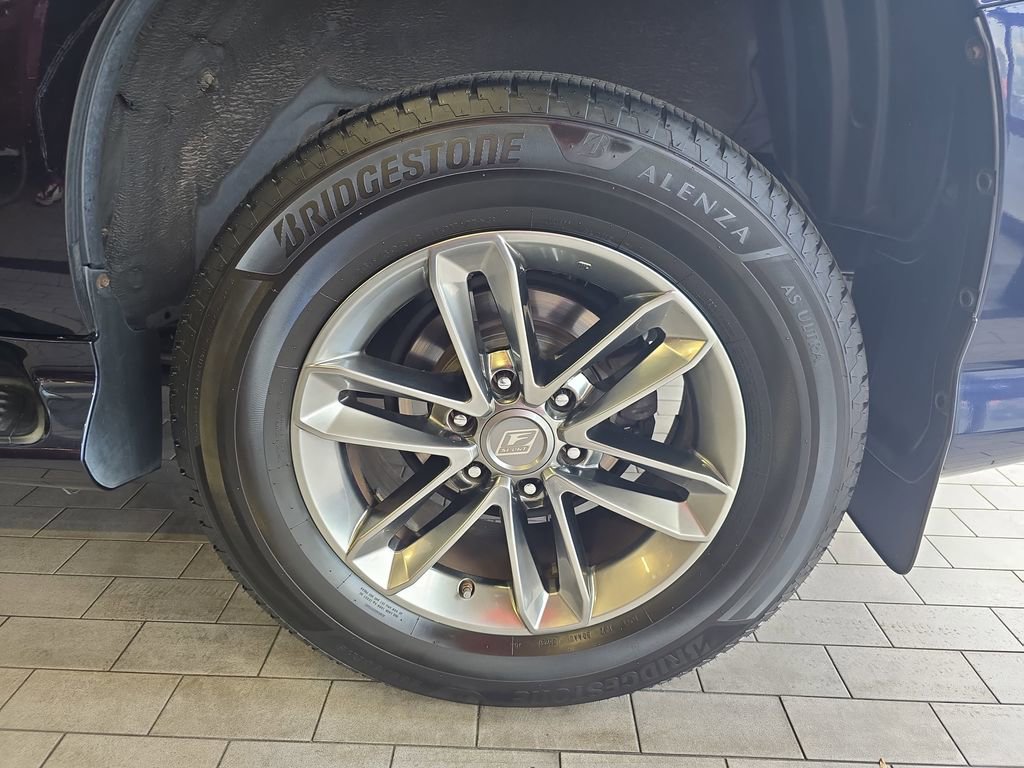 Used 2017 Lexus GX 460 Premium image 35