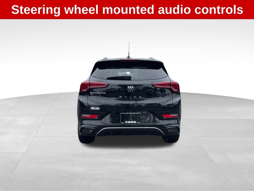 Used 2024 Buick Encore GX Sport Touring image 4