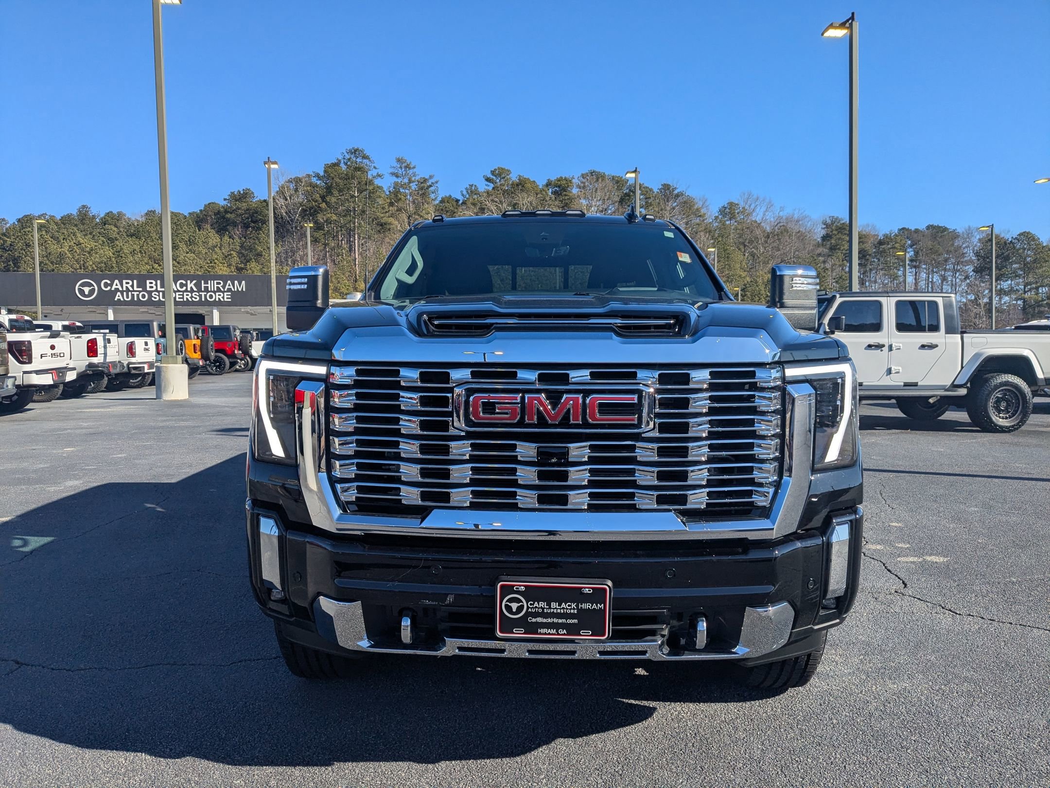 Used 2024 GMC Sierra 2500 Denali w/ Denali Reserve Package image 2