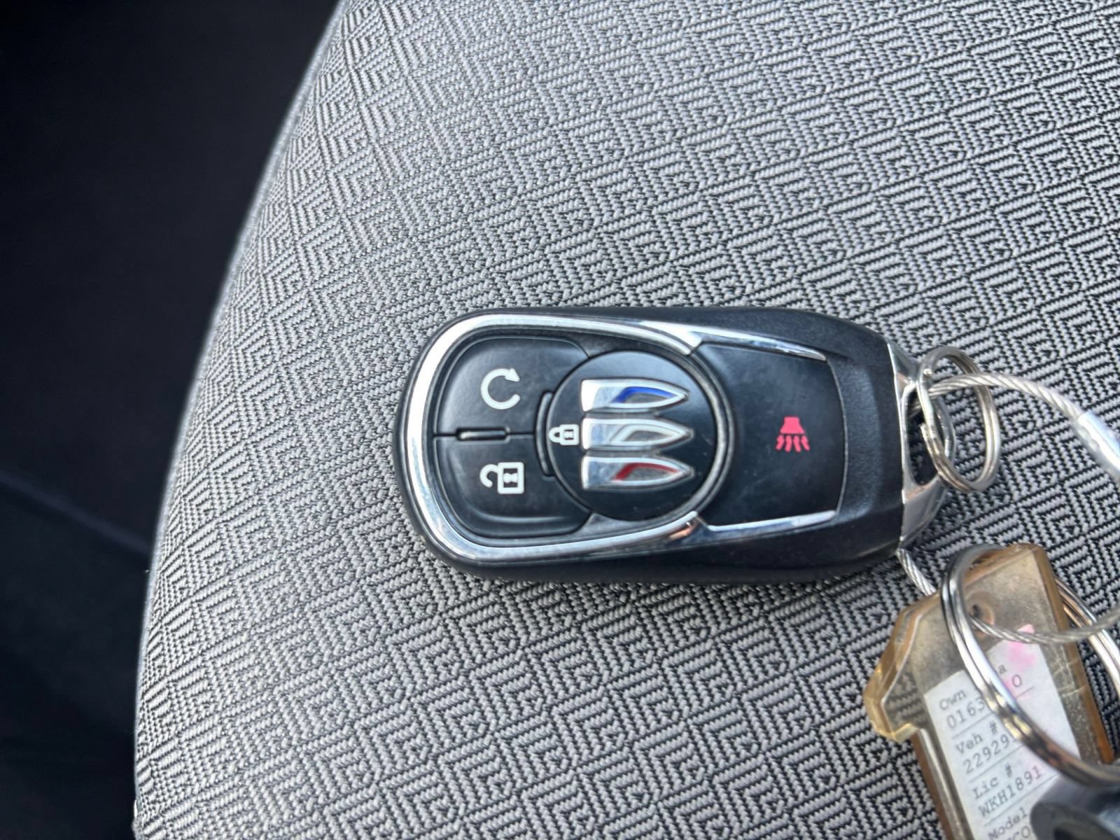 Used 2025 Buick Encore GX Preferred FWD image 24