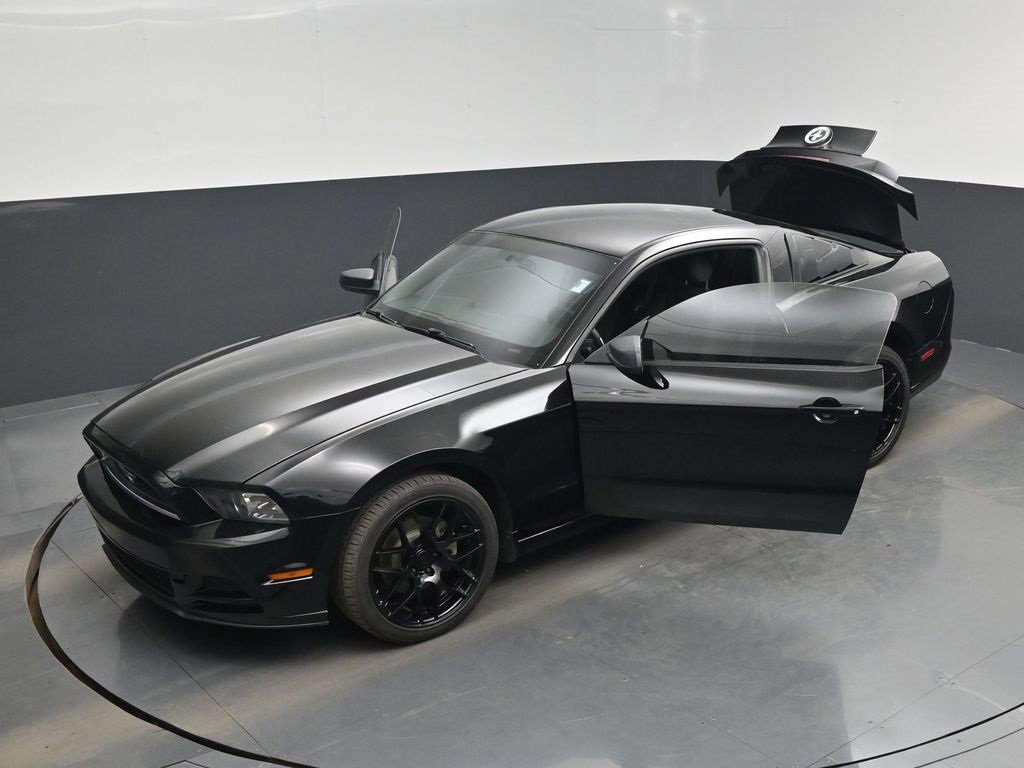 Used 2014 Ford Mustang Coupe image 39