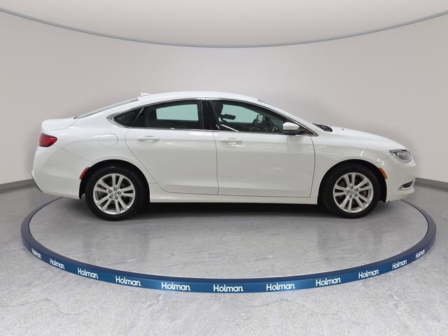 Used 2016 Chrysler 200 Limited w/ Convenience Group image 5