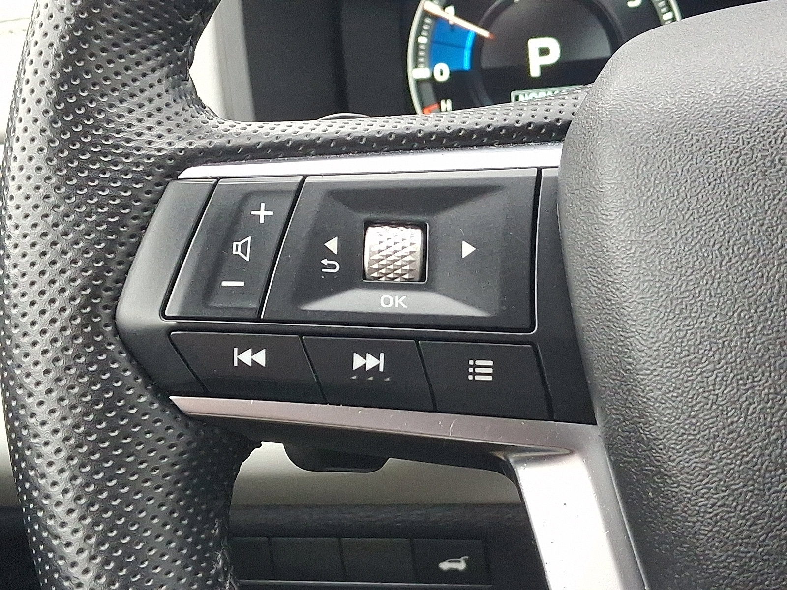 Used 2023 Mitsubishi Outlander SEL 40th Anniversary AWD/4WD image 24