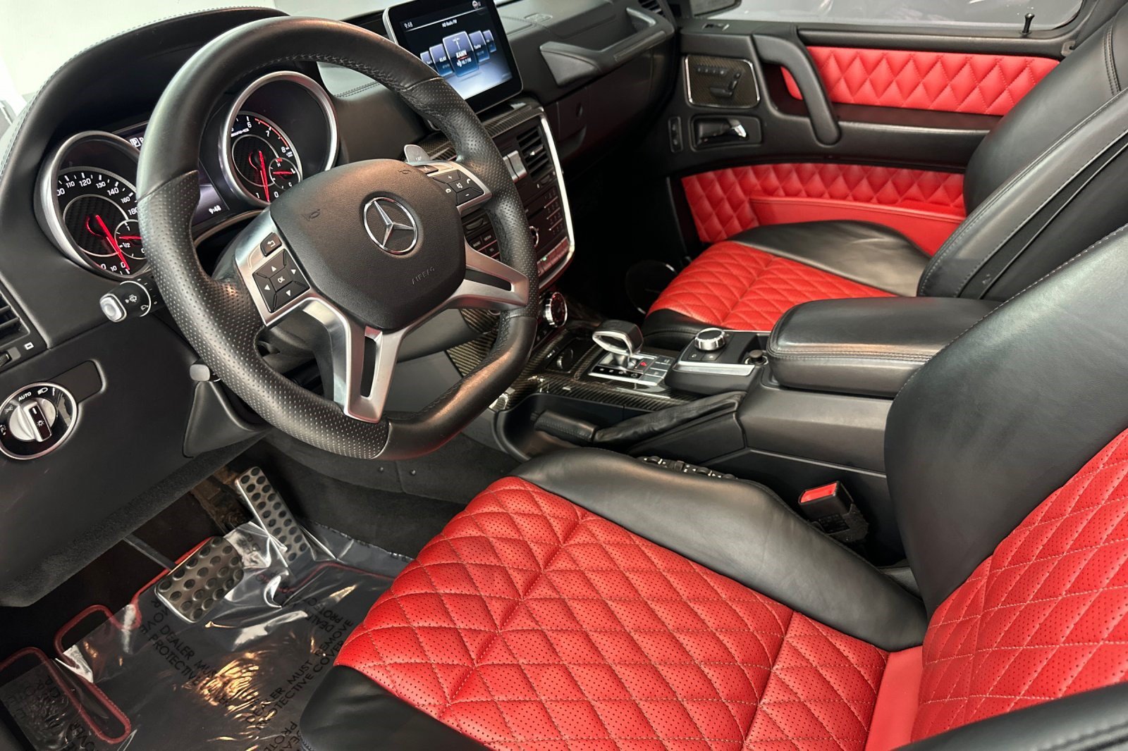 Used 2017 Mercedes-Benz G 63 AMG 4MATIC image 4