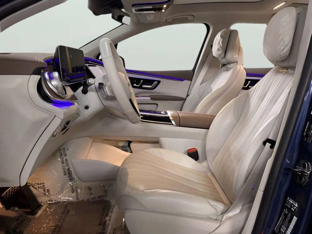 Used 2023 Mercedes-Benz EQS 450+ 4MATIC SUV w/ AMG Line Exterior Package image 19