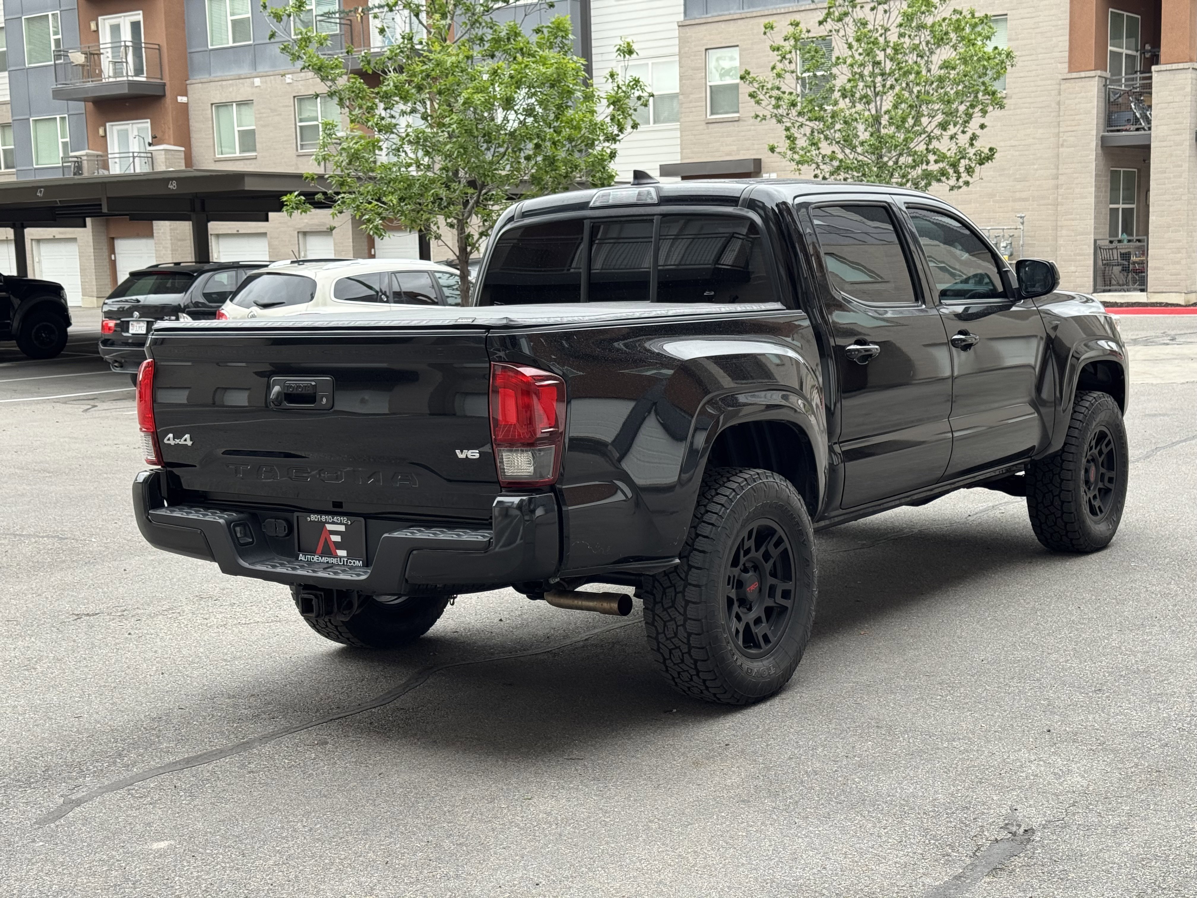 Used 2019 Toyota Tacoma SR w/ SR Convenience Package AWD/4WD image 5