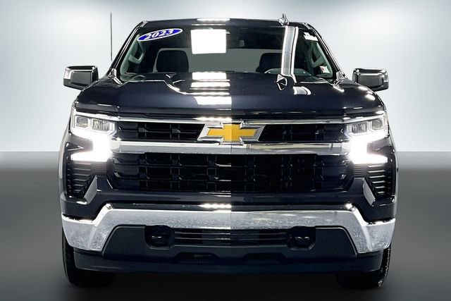 Used 2023 Chevrolet Silverado 1500 LT image 2