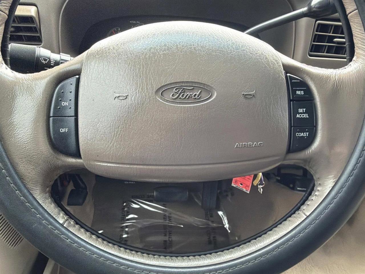 Used 2000 Ford Excursion Limited image 20