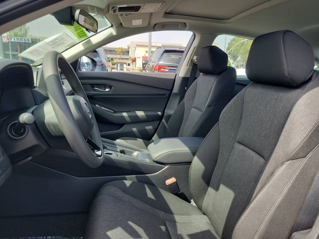 Certified 2025 Honda Accord SE image 16