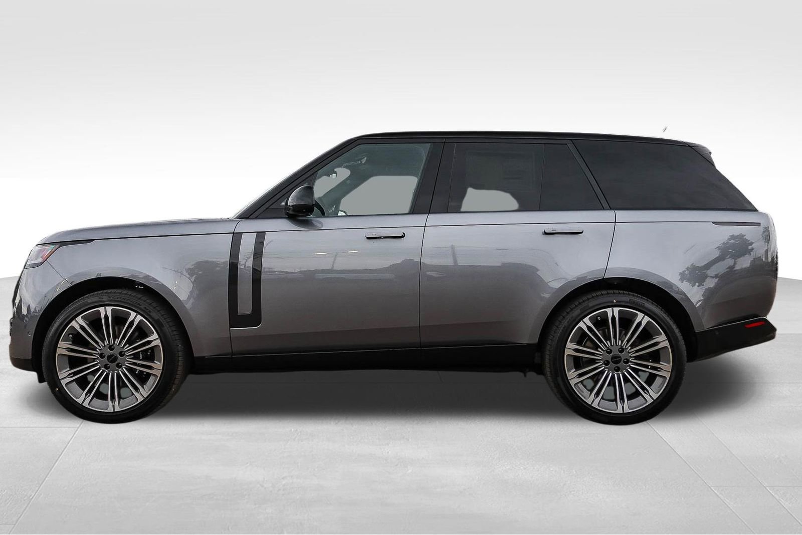 New 2026 Land Rover Range Rover SE AWD/4WD image 8