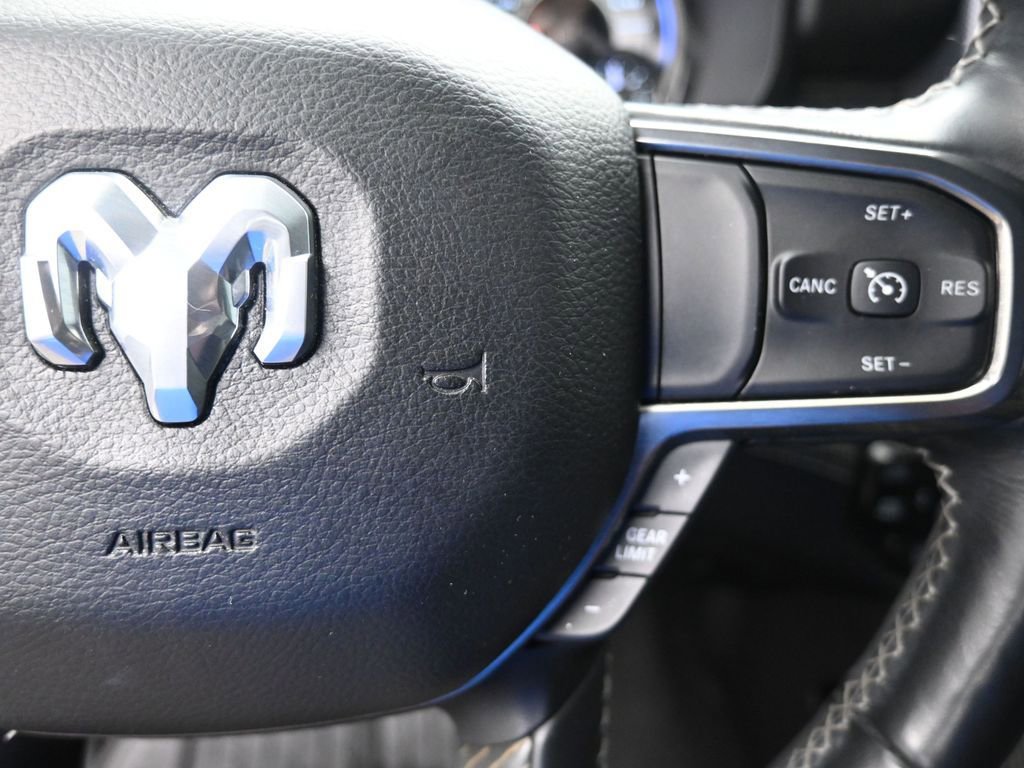 Used 2020 RAM 1500 Limited w/ Body Color Bumper Group image 14