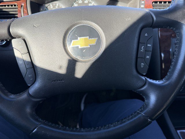 Used 2011 Chevrolet Impala LT w/ Luxury Edition Package image 24