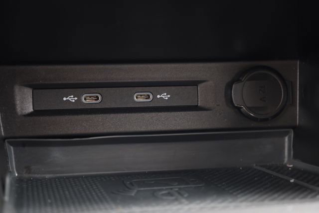 Used 2022 Volkswagen Tiguan SE image 23