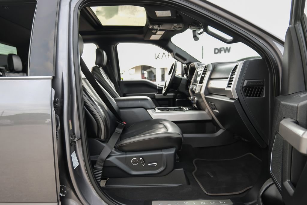 Used 2021 Ford F250 Platinum w/ FX4 Off-Road Package AWD/4WD image 43