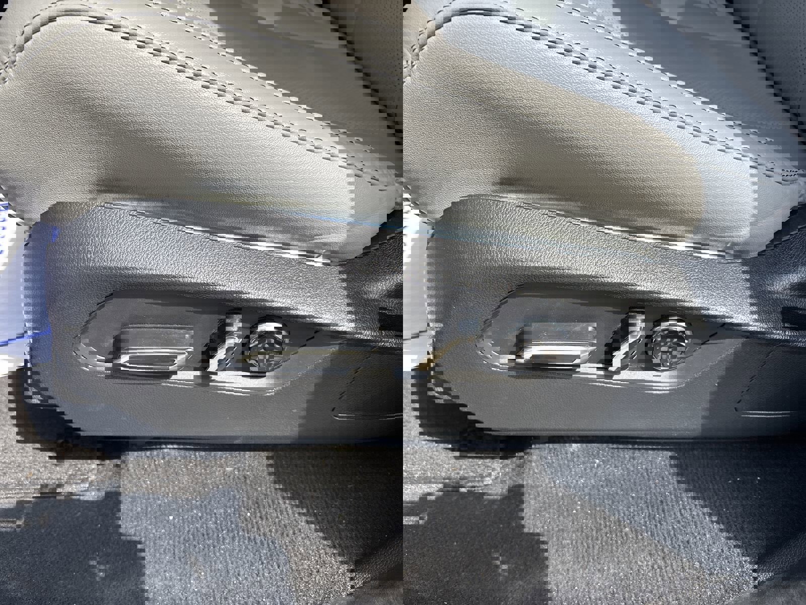 Used 2023 Acura MDX FWD w/ Technology Package image 15