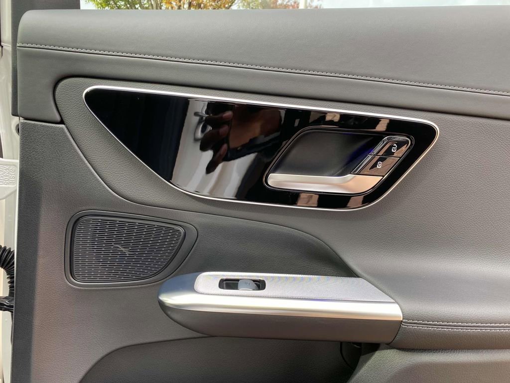 Certified 2025 Mercedes-Benz GLC 300 4MATIC image 14