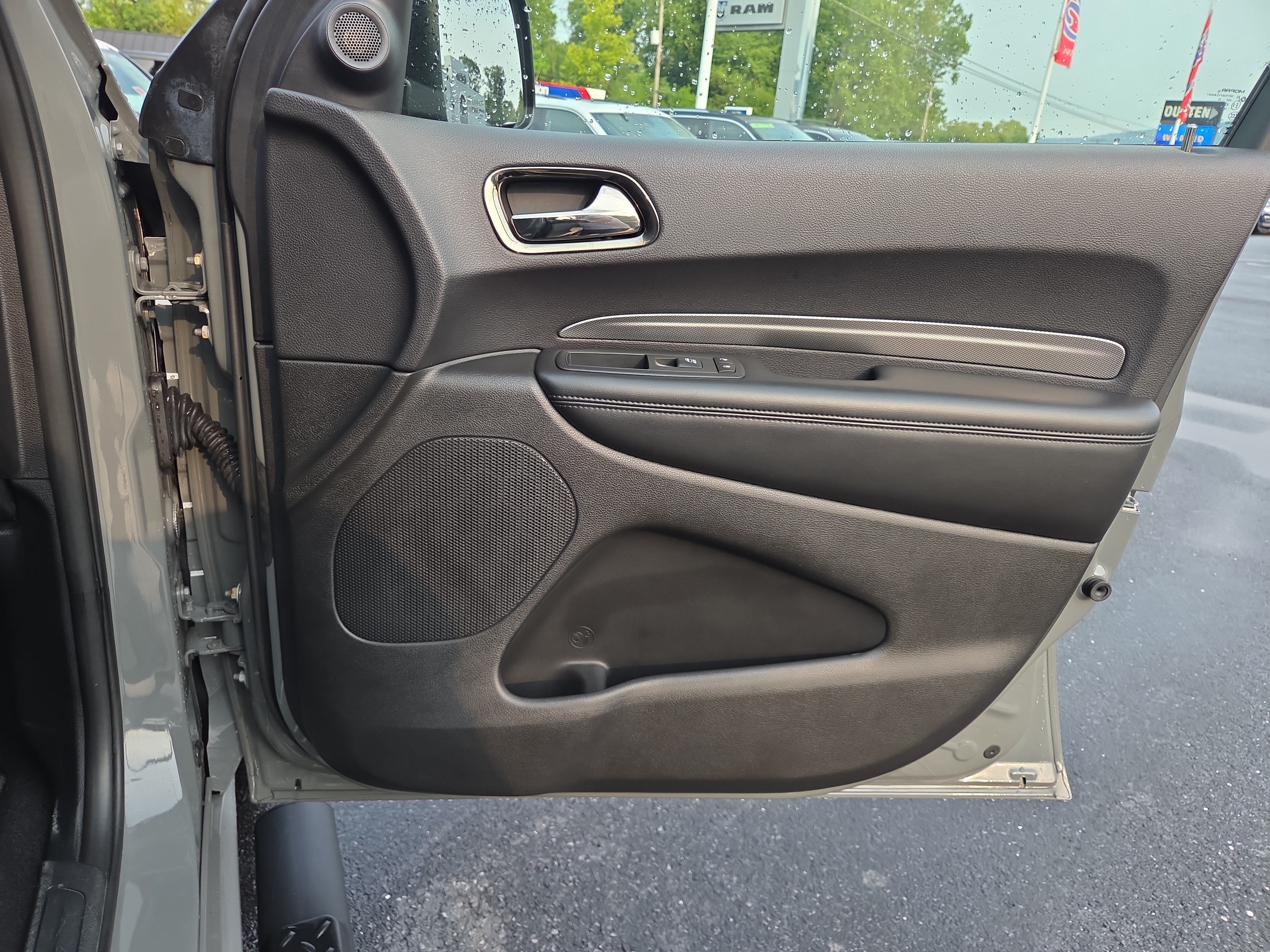 Used 2020 Dodge Durango GT w/ Blacktop Package AWD/4WD image 18