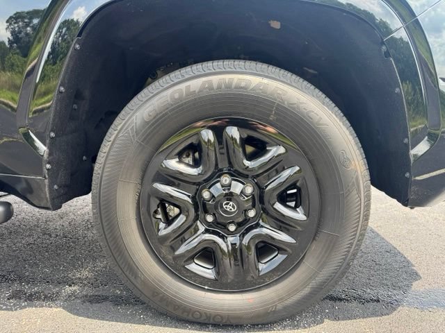Used 2023 Toyota Tundra SR AWD/4WD image 10