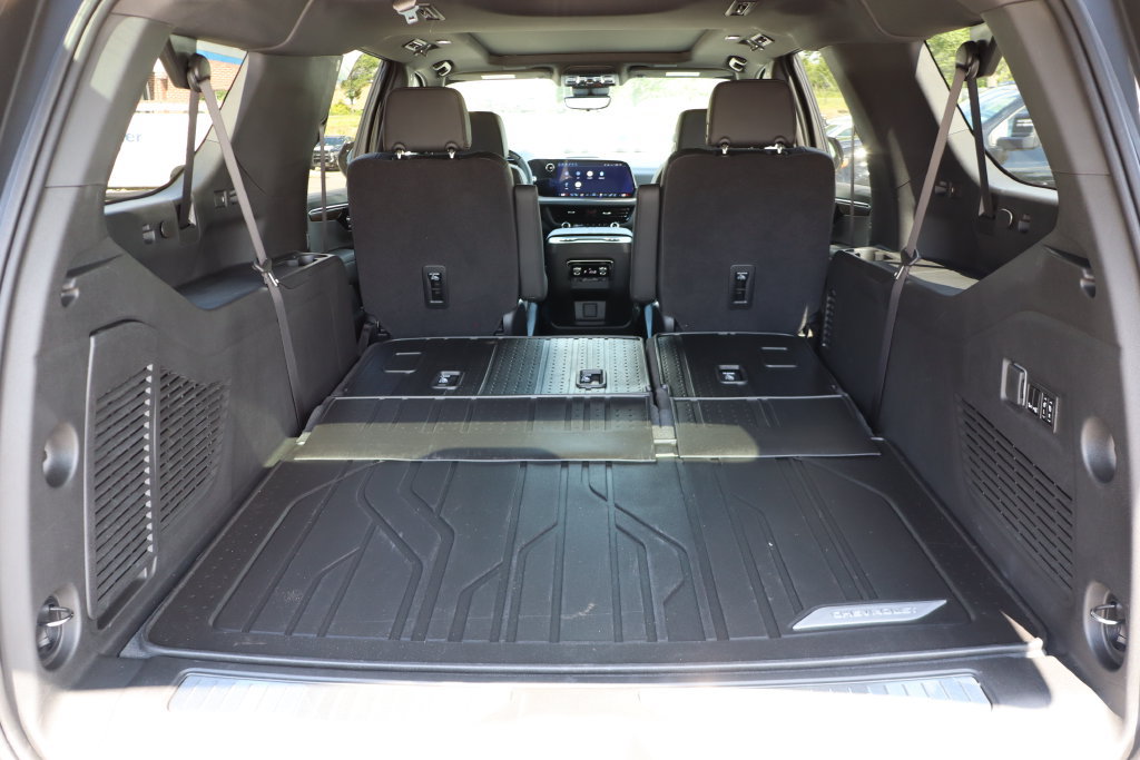 New 2026 Chevrolet Suburban High Country AWD/4WD image 44