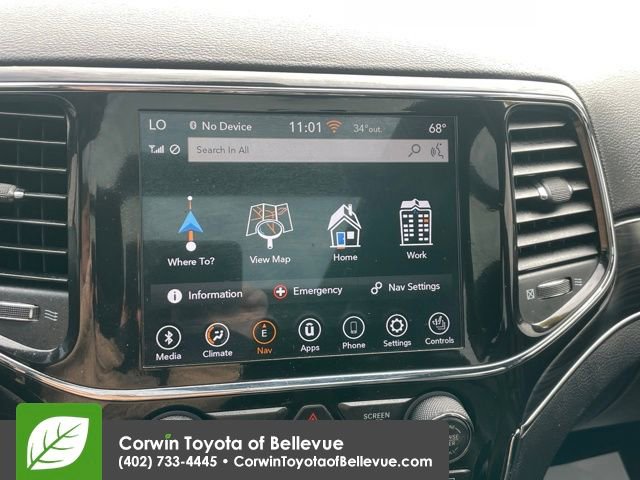 Used 2021 Jeep Grand Cherokee Limited w/ Luxury Group II image 21