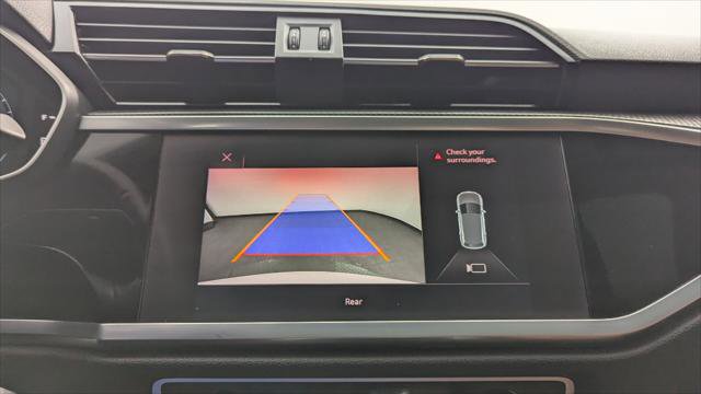 Used 2020 Audi Q3 2.0T Premium image 34