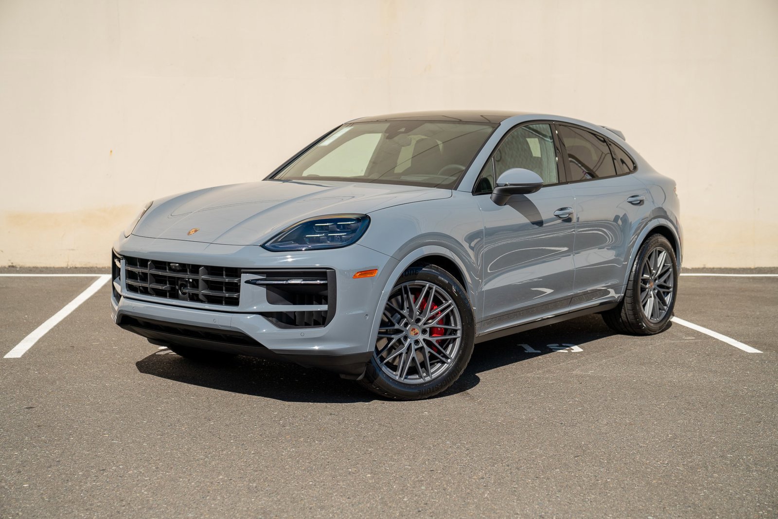New 2026 Porsche Cayenne S image 1