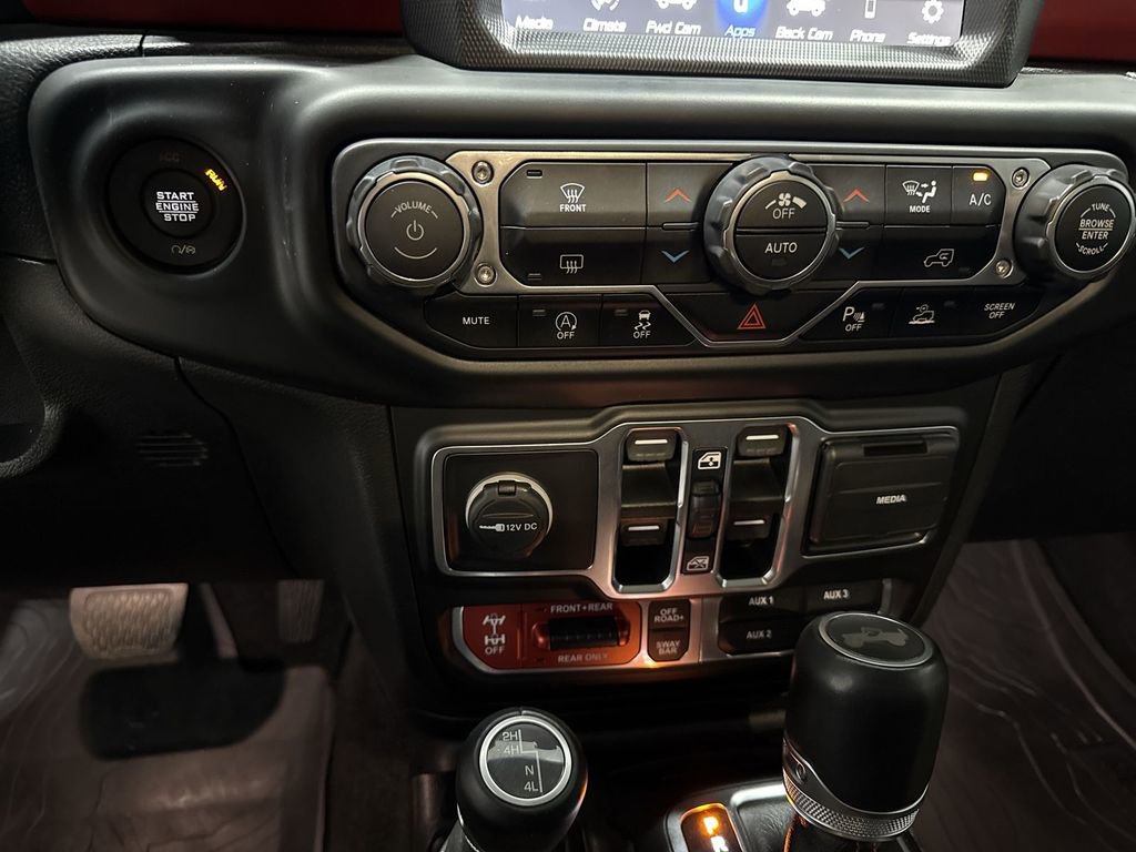 Used 2021 Jeep Wrangler Unlimited Rubicon AWD/4WD image 17