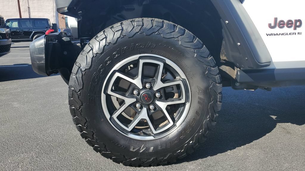 Used 2024 Jeep Wrangler Unlimited Rubicon AWD/4WD image 7