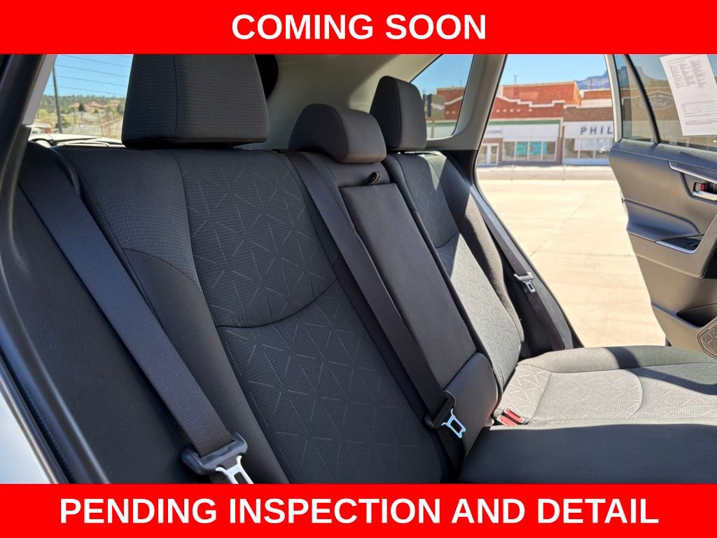 Used 2025 Toyota RAV4 XLE image 15