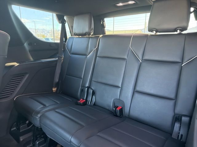 Used 2021 Cadillac Escalade Premium Luxury w/ Driver Assist Tech Package AWD/4WD image 23