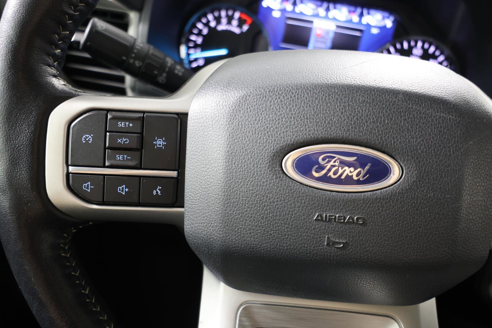Used 2023 Ford Expedition Max XLT AWD/4WD image 21