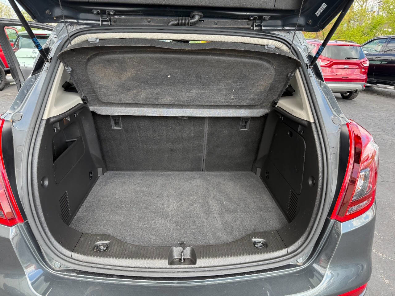 Used 2018 Buick Encore Essence w/ Experience Buick Package AWD/4WD image 16