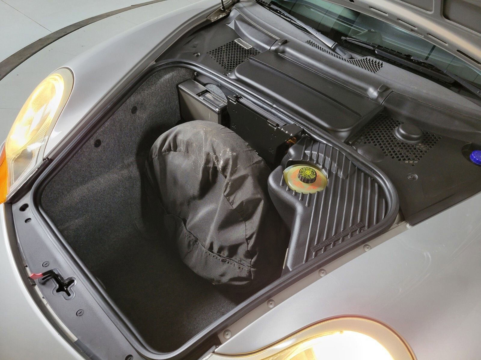 Used 2000 Porsche Boxster S image 10